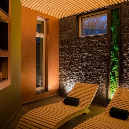 Hotel Dastan Levice Dış mekan fotoğraf