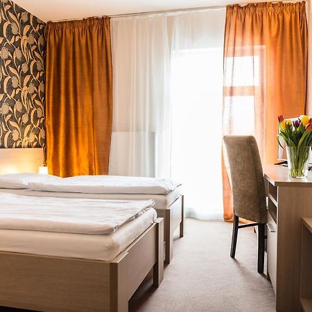 Hotel Dastan Levice Dış mekan fotoğraf