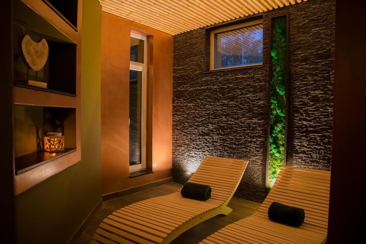 Hotel Dastan Levice Dış mekan fotoğraf